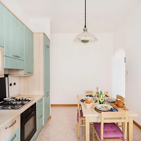 Apartment I Fiori 3-16 By Wonderful Italy